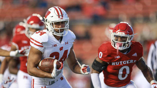 Wisconsin fullback Jackson Acker (Credit: Vincent Carchietta-USA TODAY Sports)